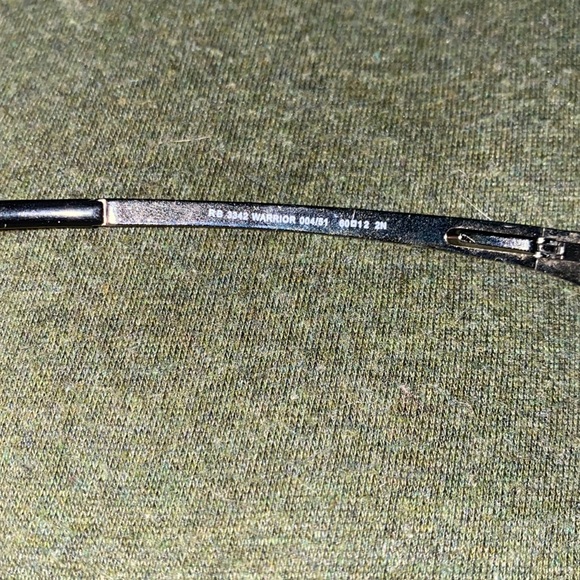 Ray ban sunglasses - Picture 3 of 3